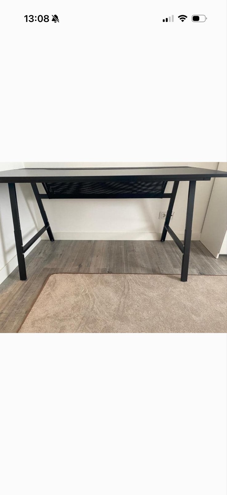 IKEA bureau - zo goed als nieuw, Huis en Inrichting, Bureaus, Zwart, Spaanplaat of MDF, Ophalen of Verzenden, Zo goed als nieuw