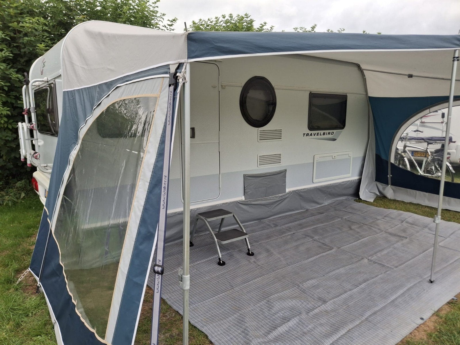Luifel met zijwanden, Caravans en Kamperen, Voortenten en Luifels, Ophalen, Gebruikt, Walker Campingstyle