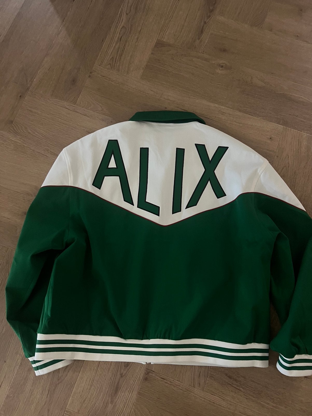 Nieuw met kaartjes Alix the label jasje maat L, Ophalen of Verzenden, Nieuw, Maat 38/40 (M), Groen