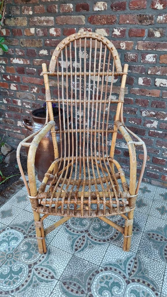 Retro rotan stoel, Ophalen, Gebruikt, Bruin, Eén