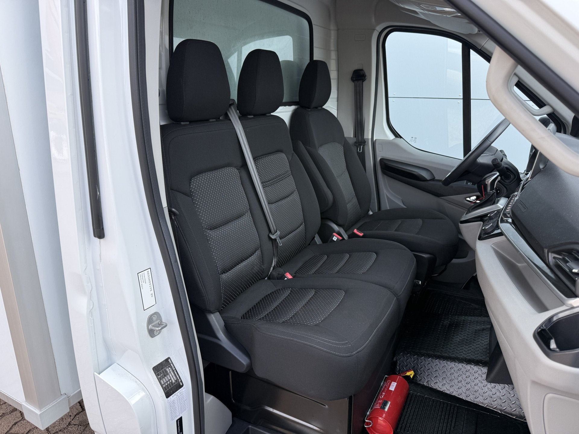 Foto 6 van Maxus eDeliver9 65kWh 204PK Elektrisch! 171km WLTP Elektrisc