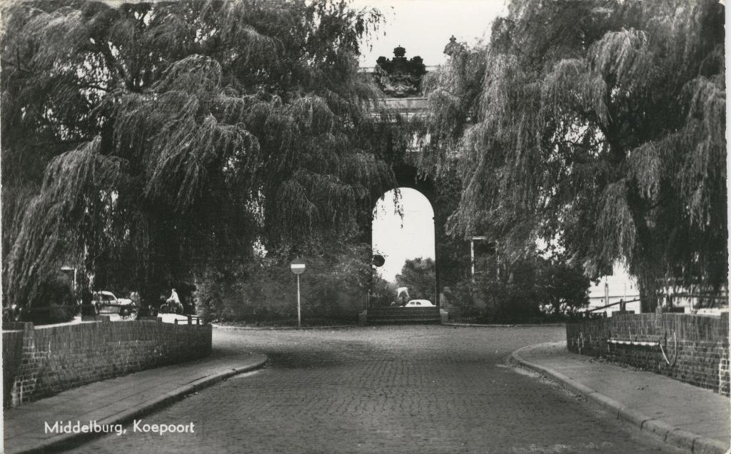 Middelburg  Koepoort, Verzenden, 1940 tot 1960, Gelopen, Zeeland