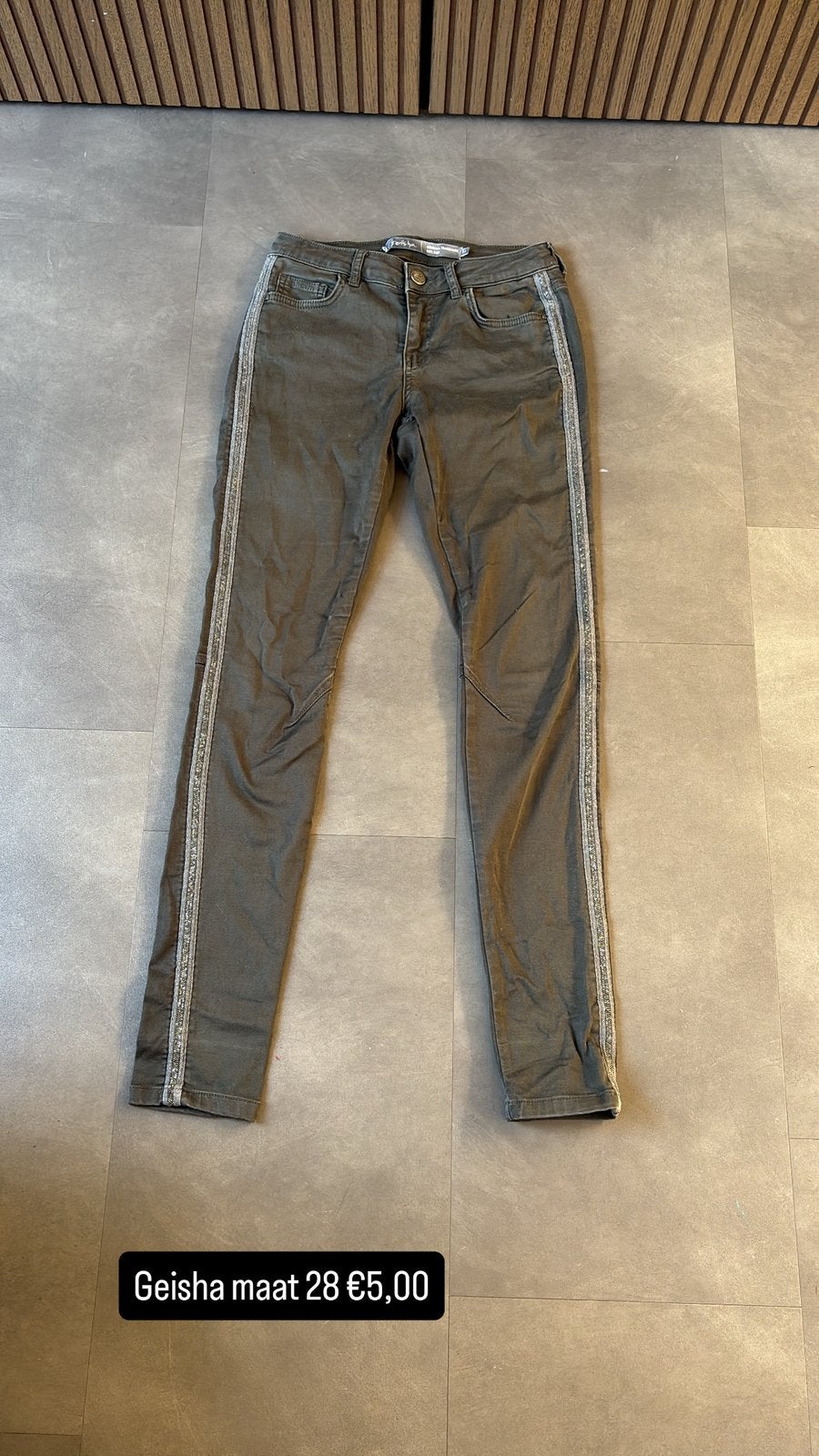 Geisha damesjeans maat 28, ., Ophalen of Verzenden, Zo goed als nieuw, .