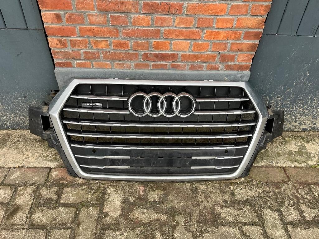 Originele grille Audi Q7 2016, Gebruikt, Voor, Bumper, Audi