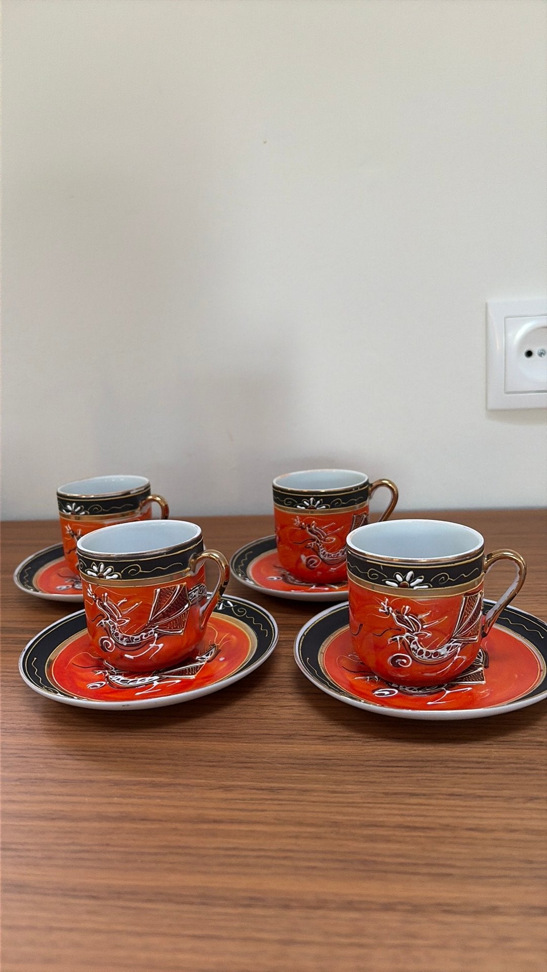 4 Japanse Dragonware kop en schotels, Ophalen of Verzenden