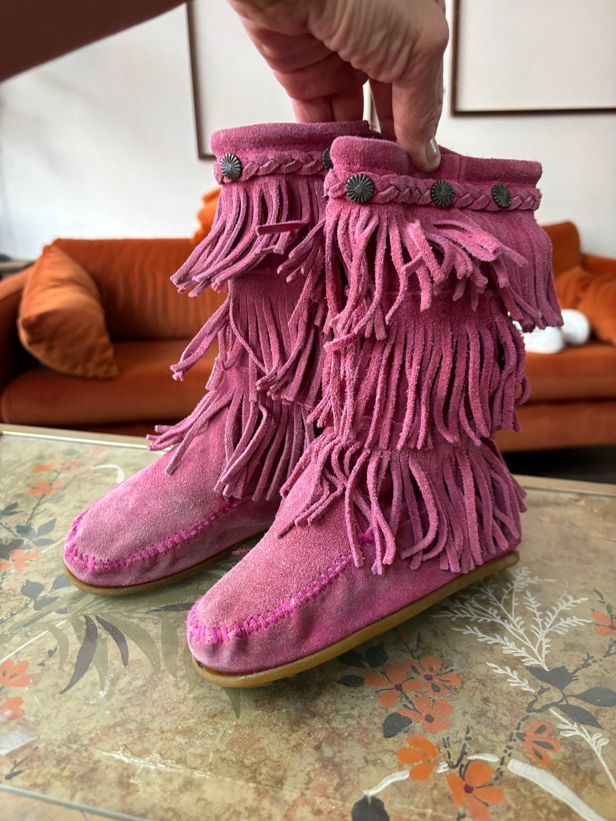Roze Minnetonka laarzen met franjes - Maat 12, Ophalen of Verzenden, Gebruikt, Meisje, Laarzen