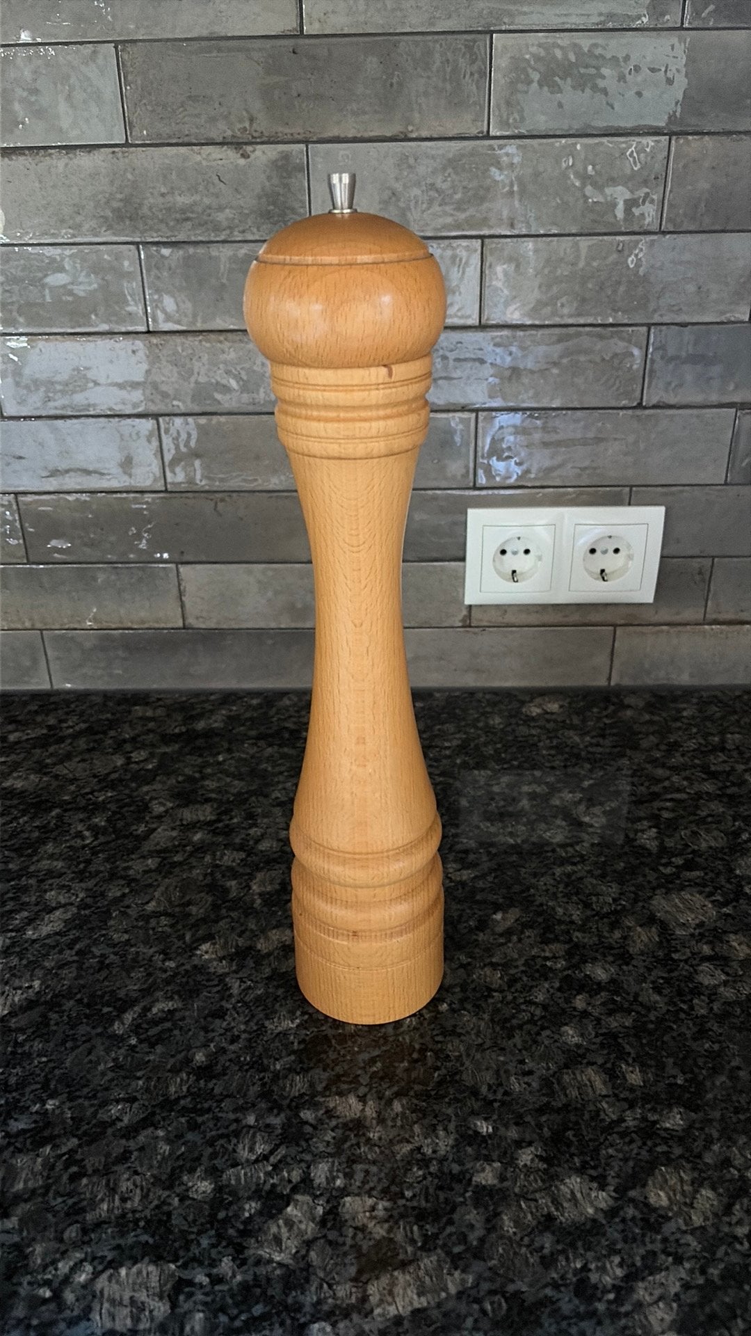 Grote 40 cm beukenhouten pepermolen Marlux France, Ophalen of Verzenden, Zo goed als nieuw