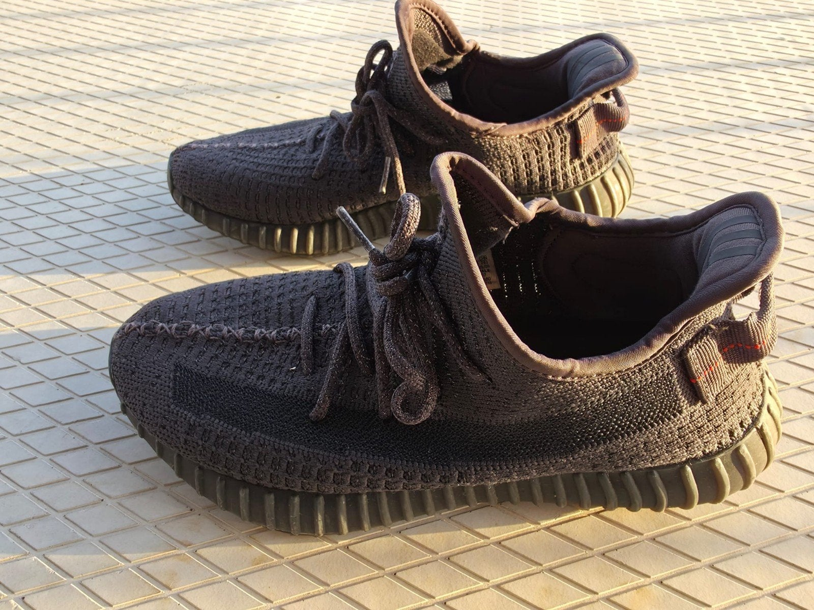 Adidas Yeezy, Zwart, Ophalen of Verzenden, Sneakers of Gympen, Adidas Yeezy