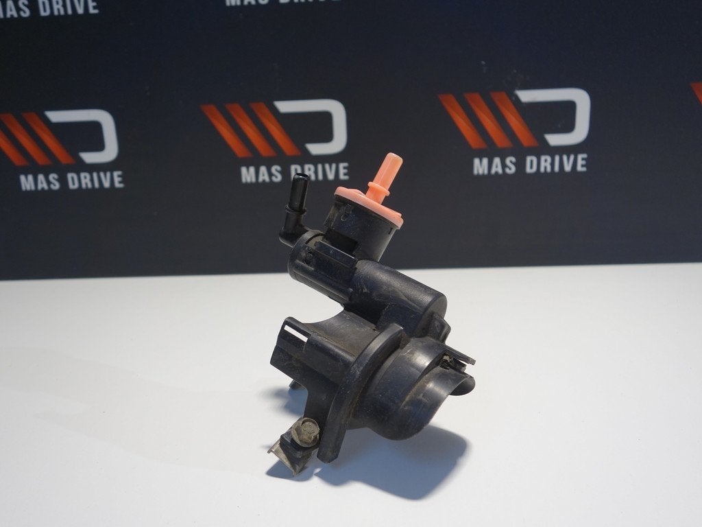 Porsche Porsche Boxster S 986 Vent Valve, Filler Neck Fuel V, Gebruikt