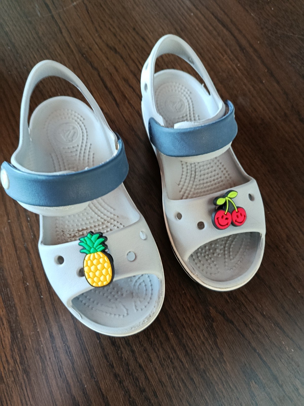 Crocs sandalen meisje  - Maat C12 32 - 33, Kinderen en Baby's, Ophalen of Verzenden