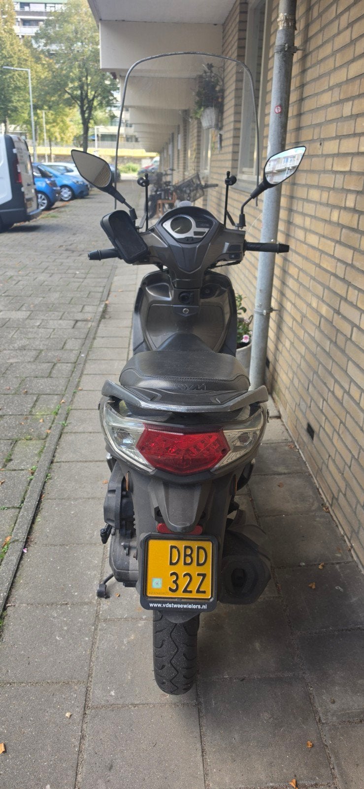 Foto 4 van scooter SYM Symphony ST  ( geel )