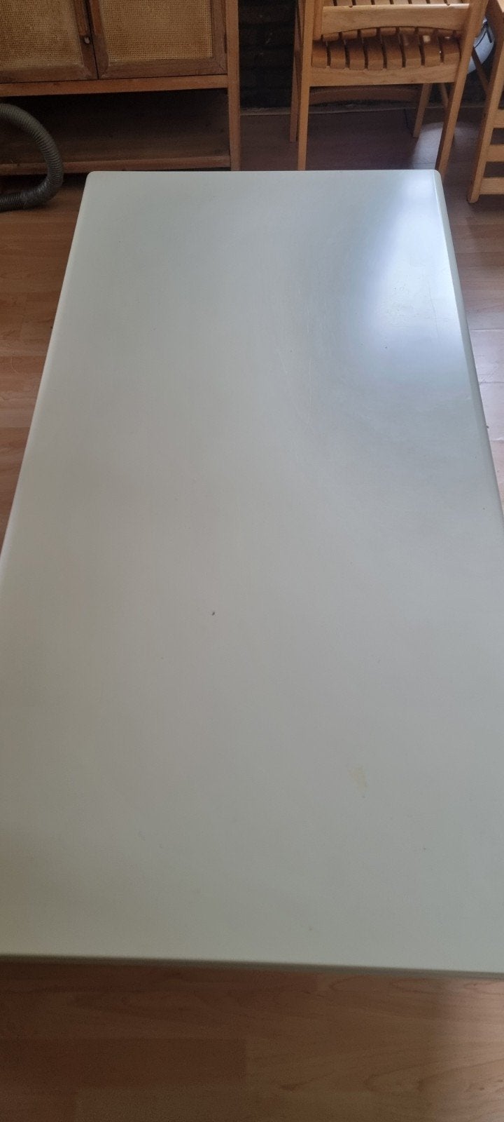 Leolux tafel (creme wit) 160x80x43, Huis en Inrichting, Overige materialen, Gebruikt, 150 tot 200 cm, Rechthoekig