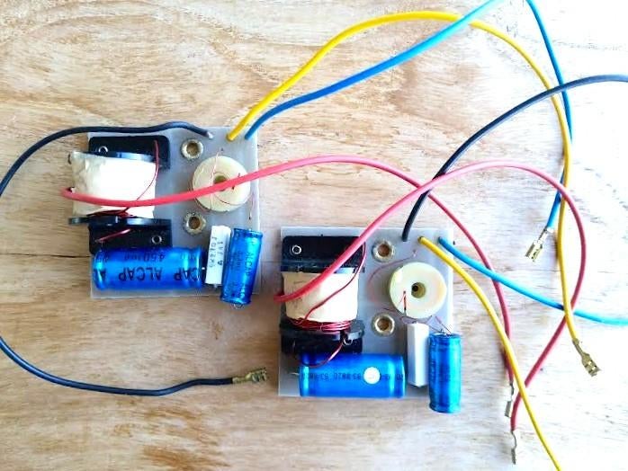 2X CROSS-OVER WHARFEDALE 504, Ophalen of Verzenden, Gebruikt