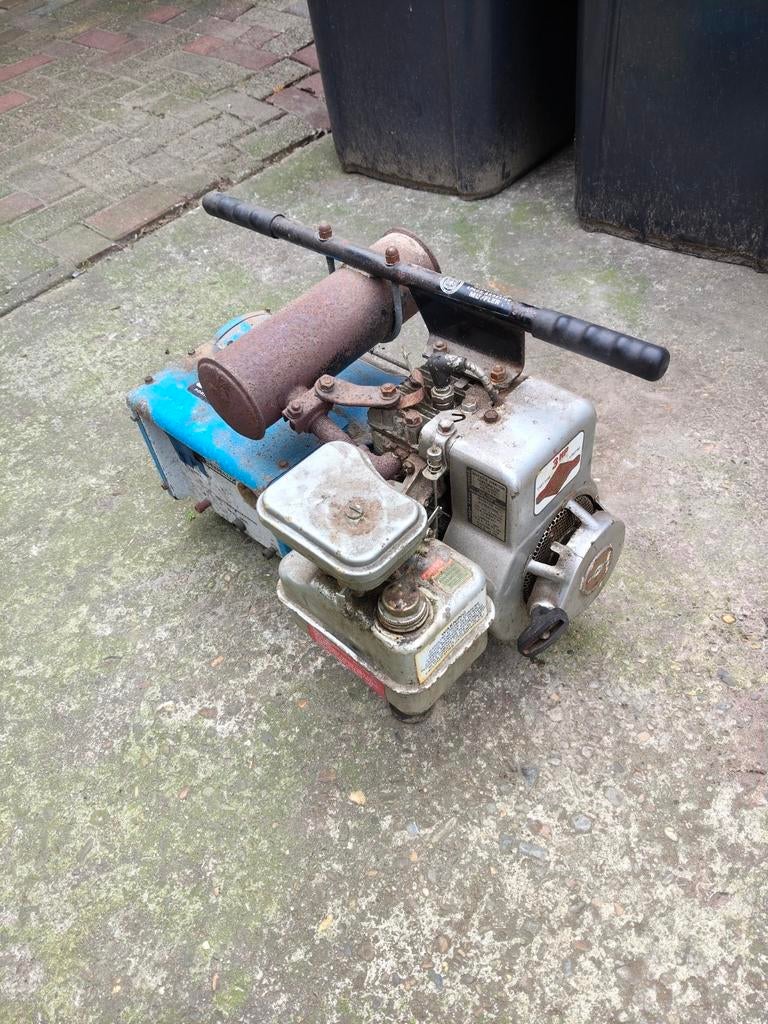 Genelux generator briggs & Stratton, Ophalen, Gebruikt, 1200 watt of meer, Overige typen