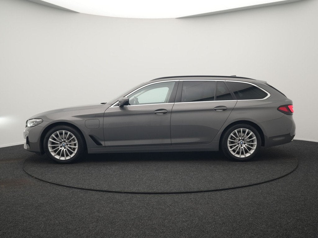 BMW 5 Serie Touring 530e Sportline PHEV 293pk Dealer O.H Ber, Automaat, 1998 cc, Gebruikt, 4 cilinders