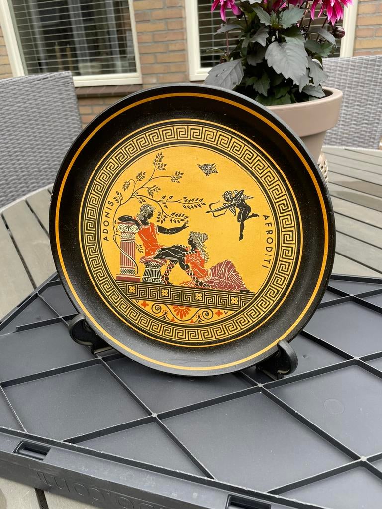 Te koop: Decoratief Grieks bord – Adonis & Afrodite, Antiek en Kunst, Ophalen