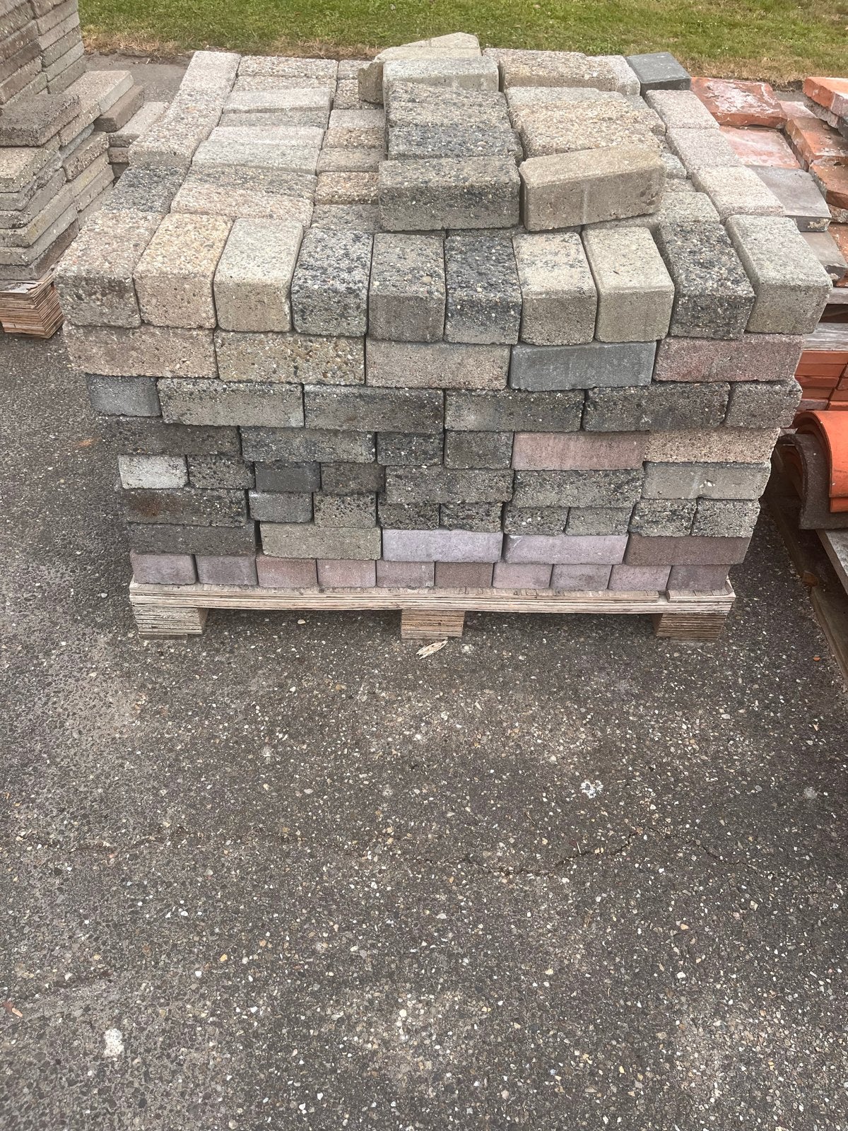 Gebruikte betonklinkers, Ophalen, Gebruikt, Klinkers, 5 tot 10 m²