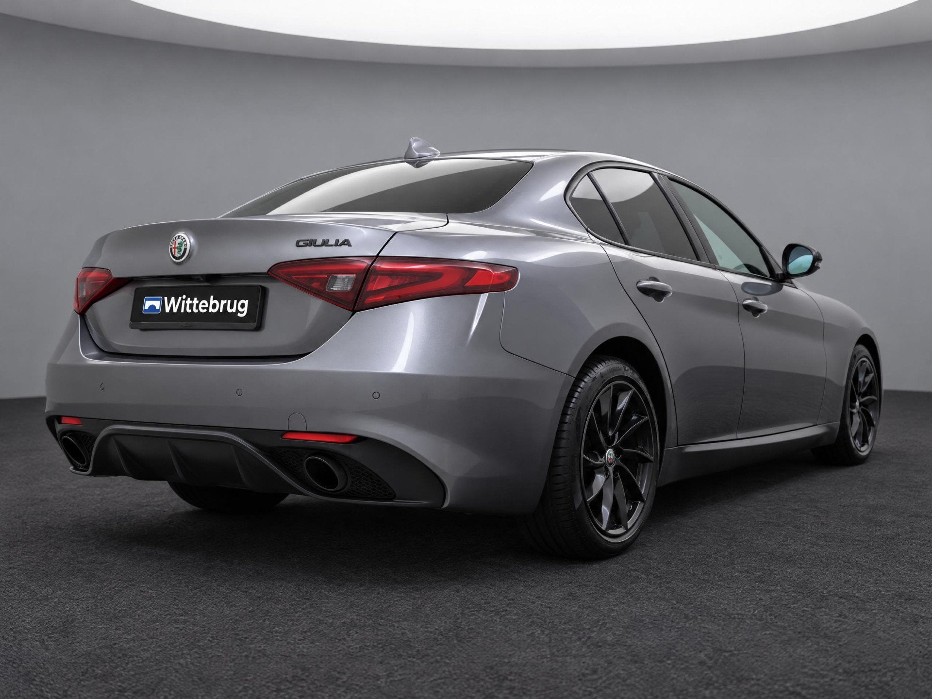 Alfa Romeo Giulia 2.0T Super | Navigatie | Camera | Lederen, Automaat, Achterwielaandrijving, Euro 6, 4 cilinders