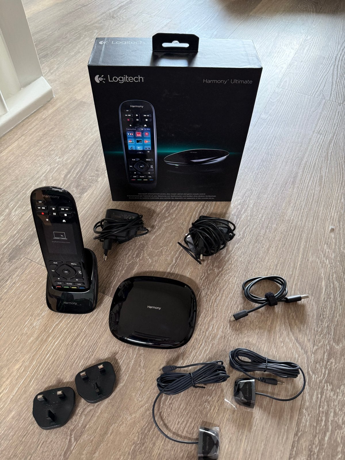 Logitech Harmony ultimate Universele Afstandsbediening, Universeel, Ophalen of Verzenden, Zo goed als nieuw, Dvd
