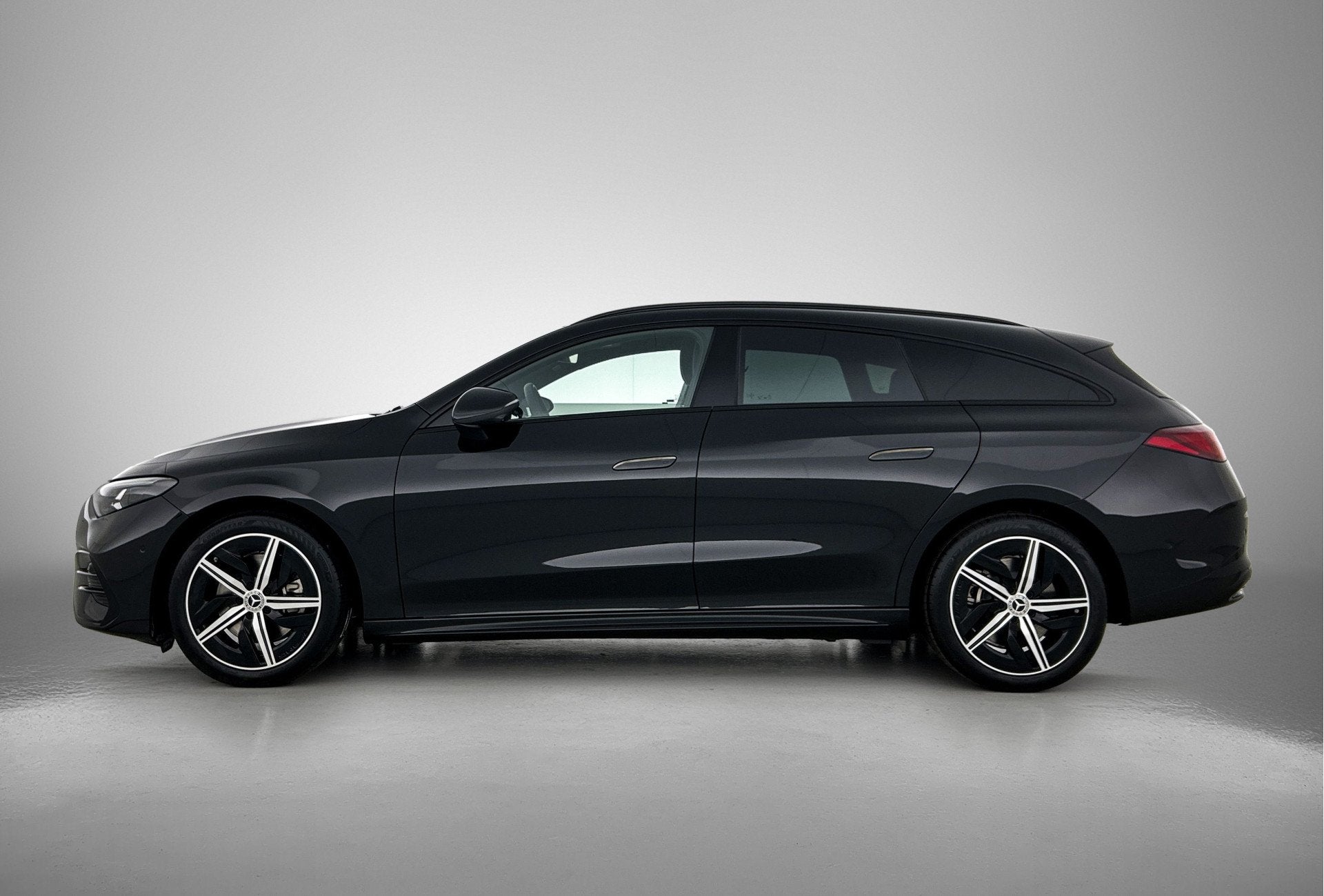 Mercedes-Benz CLA-Klasse Shooting Brake 250+ Business Soluti, Automaat, CLA, Achterwielaandrijving, Leder
