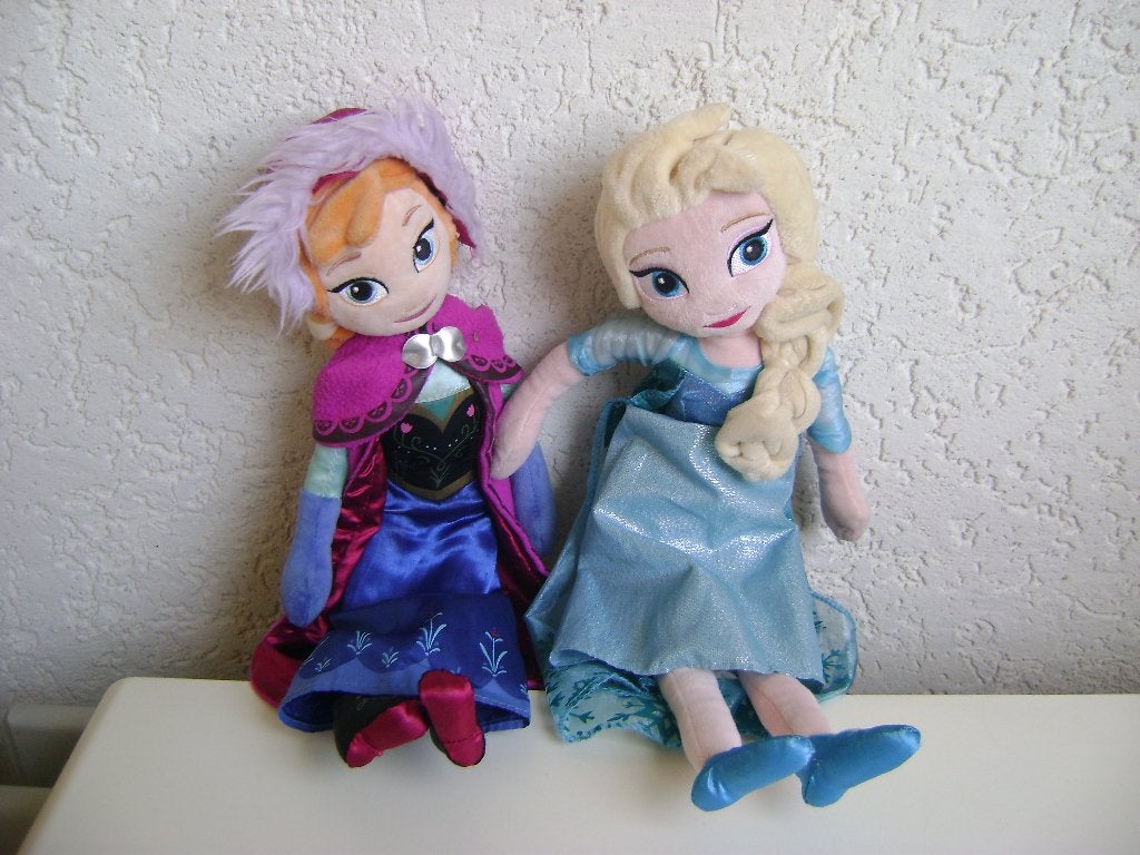 zachte anna en elsa pop van 40cm elsa met lange glitterjurk, Kinderen en Baby's, Ophalen of Verzenden, Zo goed als nieuw, Overige typen