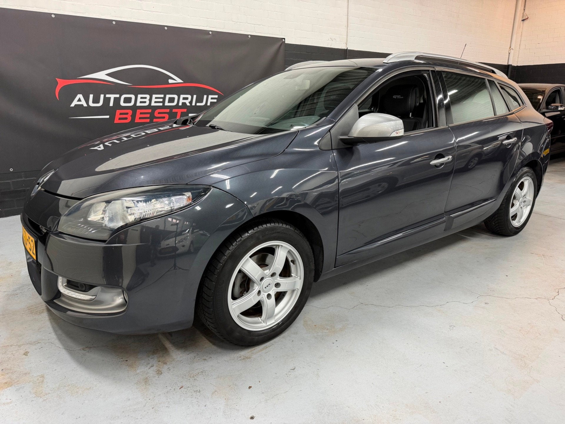 Renault Mégane Estate 1.4 TCe GT-Line Nap/Airco/Navi/APK 10, Voorwielaandrijving, Gebruikt, Zwart, 4 cilinders