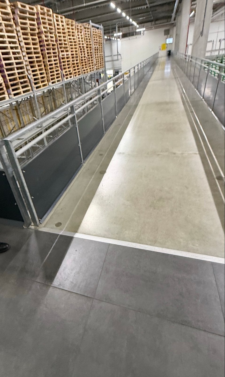 Zwaar Stalen Hekwerk - Verzinkt & Gepoedercoat, Ophalen, Zo goed als nieuw, 250 mm of meer, Bouten of Moeren