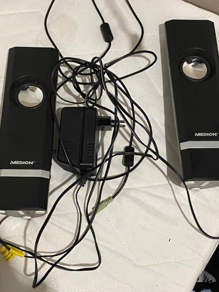Medion speakers, Computers en Software, Pc speakers, Ophalen of Verzenden, Zo goed als nieuw, Medion