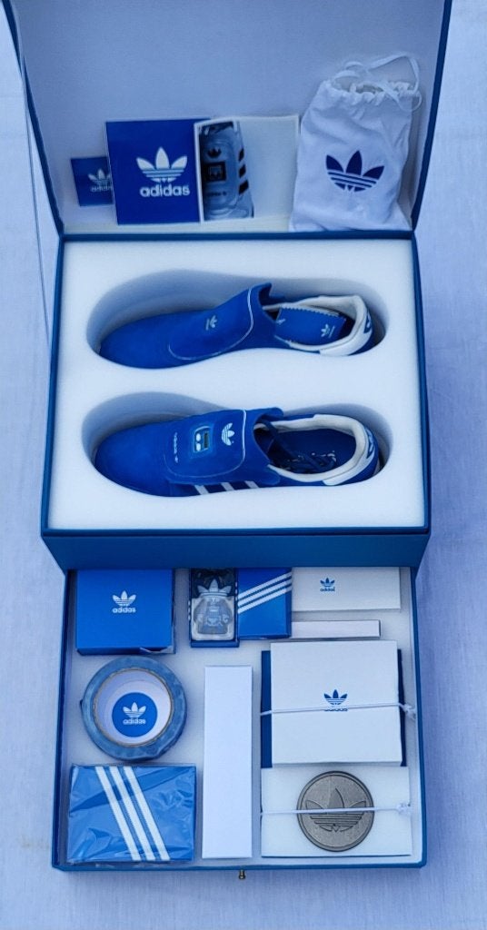 Adidas Originals Micropacer Hamper Pack UK10 - Deadstock, Blauw, Nieuw, Ophalen of Verzenden, Sneakers of Gympen