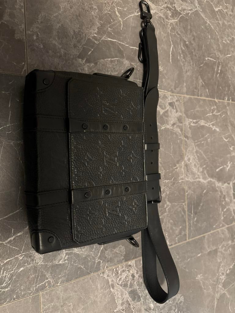 Louis Vuitton Trunk Messenger PM schoudertas, Overige merken, Gebruikt, Zwart, Ophalen of Verzenden
