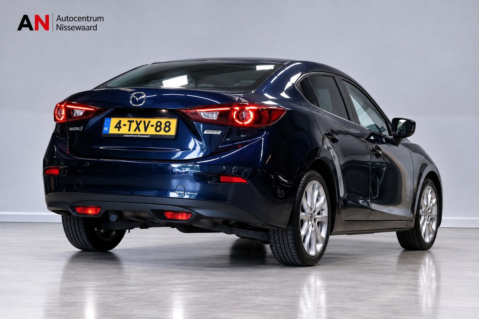 Mazda 3 2.0 GT-M |Leder|HeadUp|Stoelverwarming|, Auto's, Voorwielaandrijving, Gebruikt, Zwart, 4 cilinders