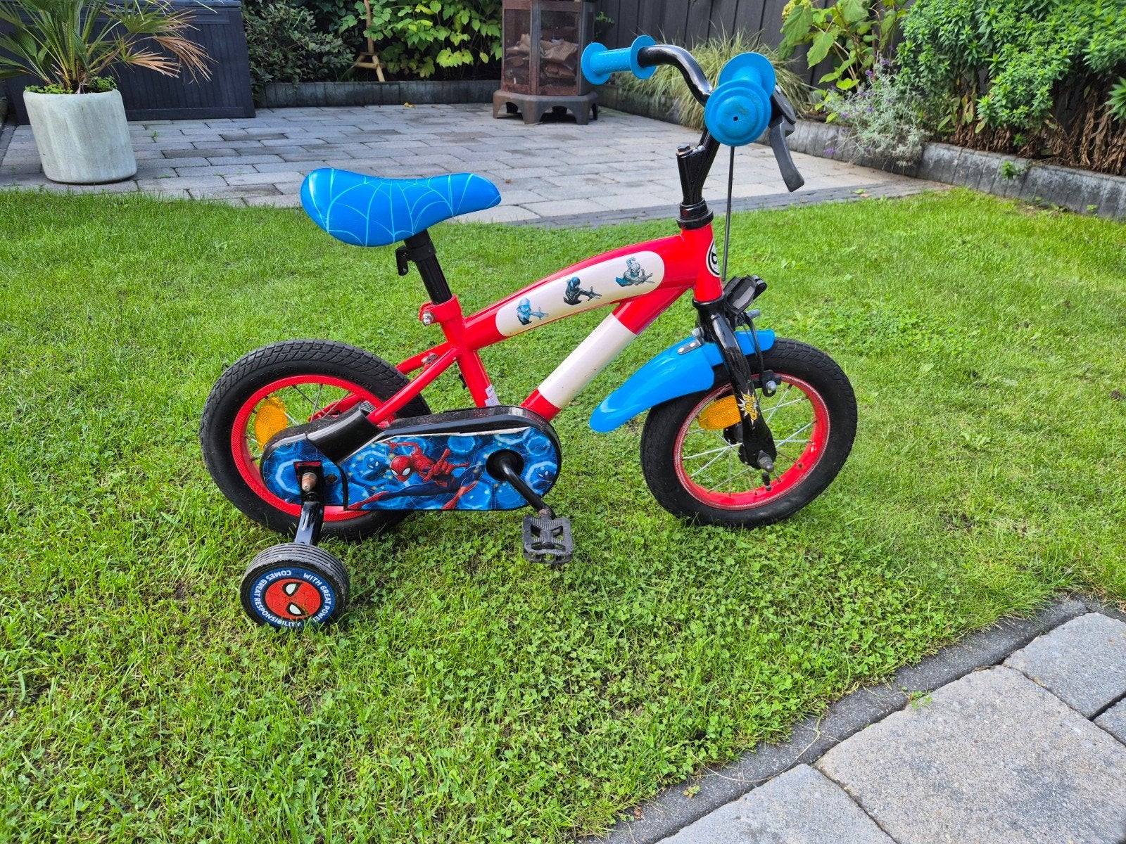 kinderfiets spiderman, Ophalen, Terugtraprem, Zijwieltjes, Gebruikt