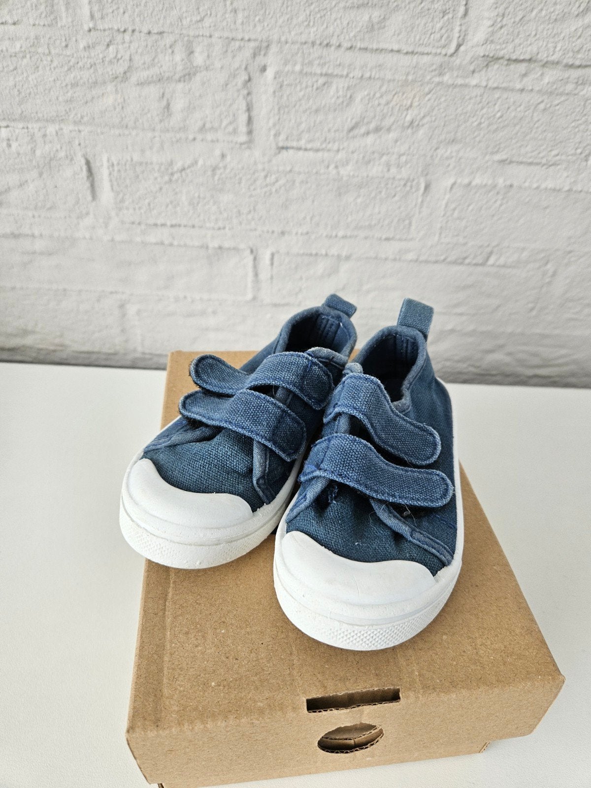 sneakers, Kinderen en Baby's, Kinderkleding | Schoenen en Sokken, Ophalen of Verzenden, Zo goed als nieuw, Meisje, Schoenen