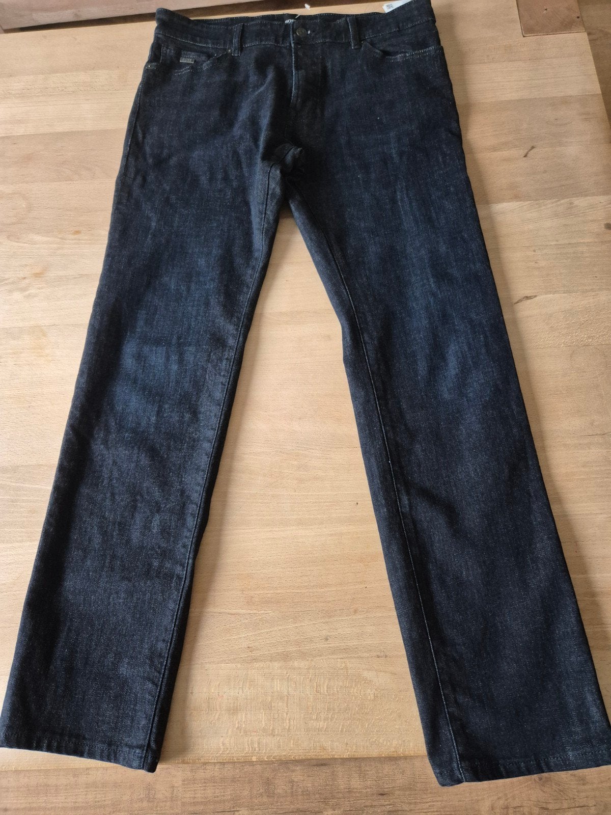 Prachtige spijkerbriek Hugo Boss.Maat 34/34.Nieuw., Nieuw, Hugo Boss, W33 - W34 (confectie 48/50), Verzenden