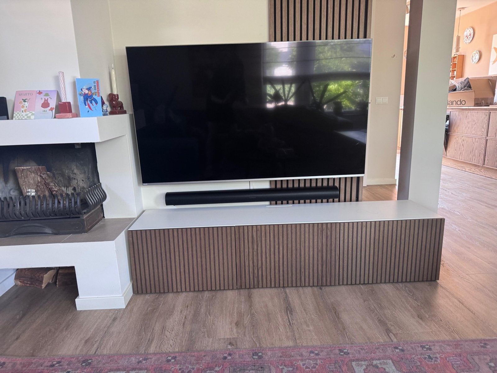 Ikea Besta TV meubel met houten fronten - 180x40x38 cm, Huis en Inrichting, Kasten | Televisiemeubels, Ophalen, Gebruikt, 150 tot 200 cm