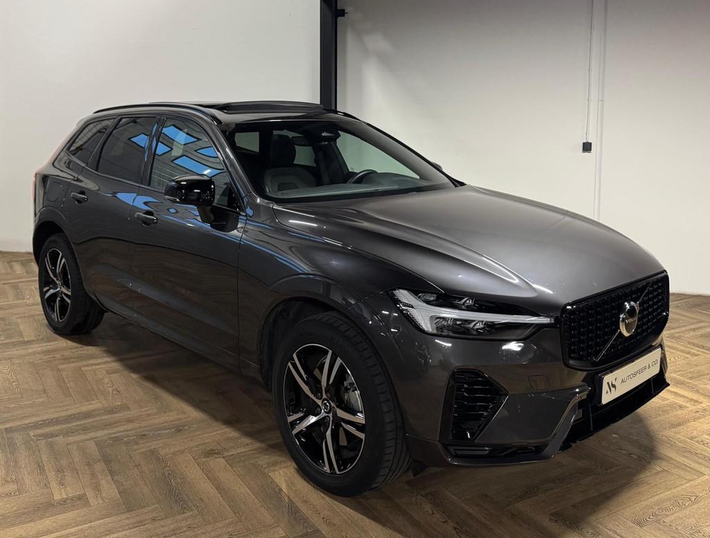 Volvo XC60 2.0 T6 Plug-in hybrid AWD R-Design PANO KEYLESS, Automaat, Gebruikt, Zwart, 1969 cc