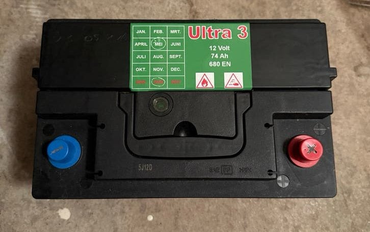 Ultra 3 Auto Accu 12V 74Ah 680 EN, Gebruikt, Universele onderdelen