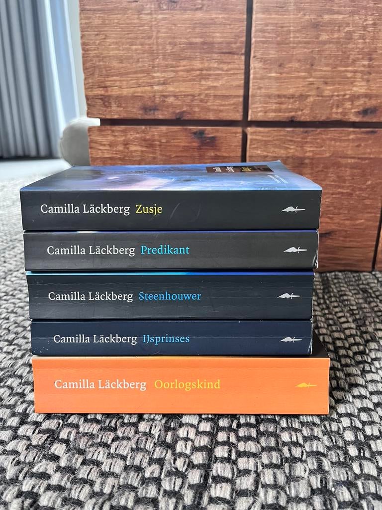 Camilla Läckberg - Zusje, Ophalen of Verzenden, Zo goed als nieuw, Camilla Läckberg