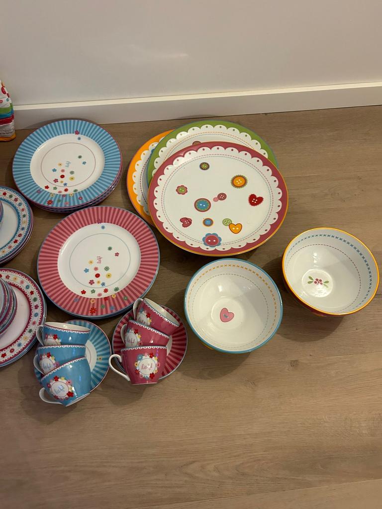 Lief Lifestyle Servies: Compleet en Kleurrijk, Huis en Inrichting, Keuken | Servies, Gebruikt, Keramiek, Ophalen of Verzenden