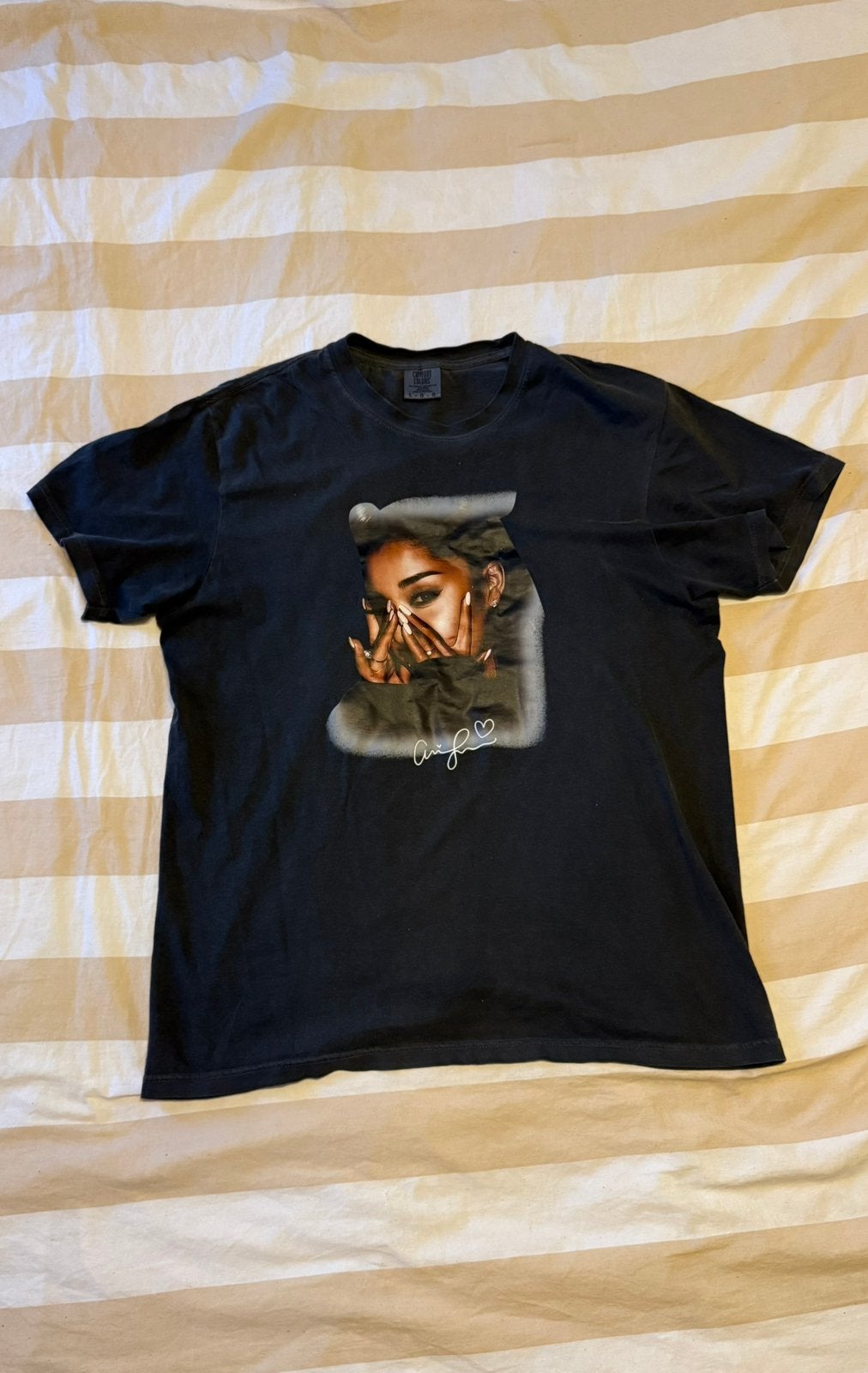 Ariana Grande T-shirt zwart maat L, Ophalen of Verzenden, Zo goed als nieuw, Zwart, Korte mouw