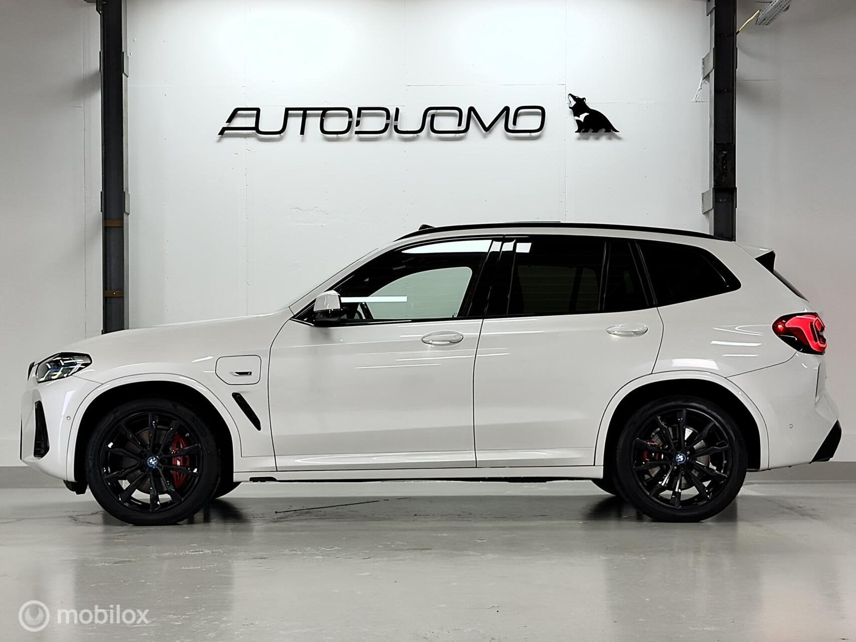 BMW X3 xDrive30e High Executive M Sport | Pano | Laser | HUD, Automaat, 1998 cc, Gebruikt, 2000 kg