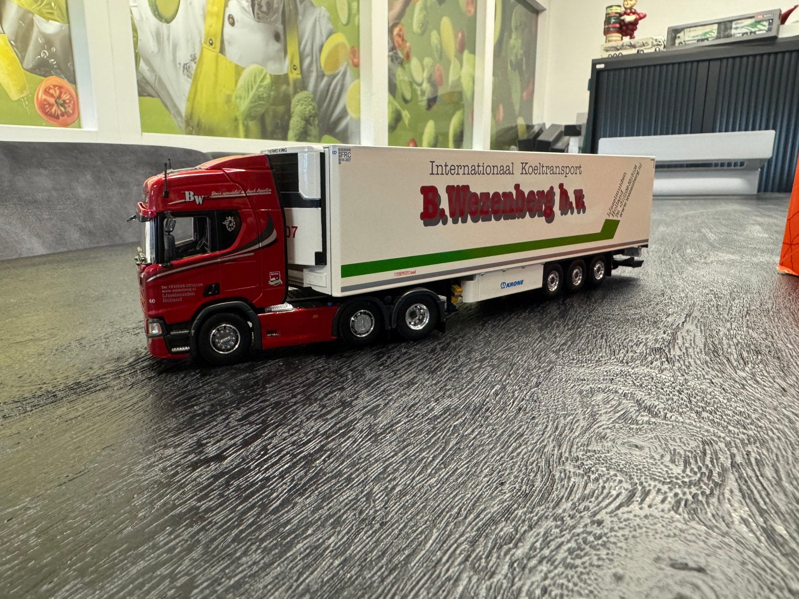 Tekno wezenberg, Ophalen, Nieuw, Bus of Vrachtwagen, Tekno