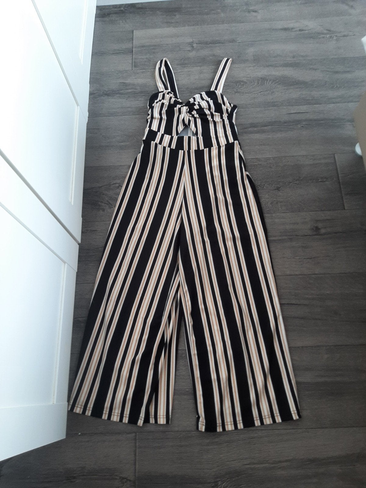 mooie nieuwe jumpsuit v amisu maat xs, Amisu, Ophalen of Verzenden, Nieuw, Maat 34 (XS) of kleiner
