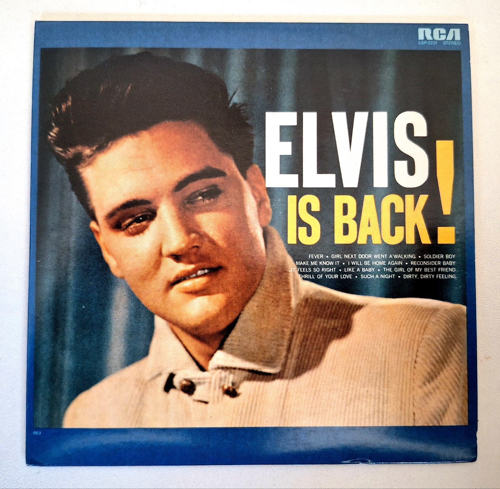 CD  ELVIS PRESLEY - Elvis Is Back! (digipack), Ophalen of Verzenden, Gebruikt