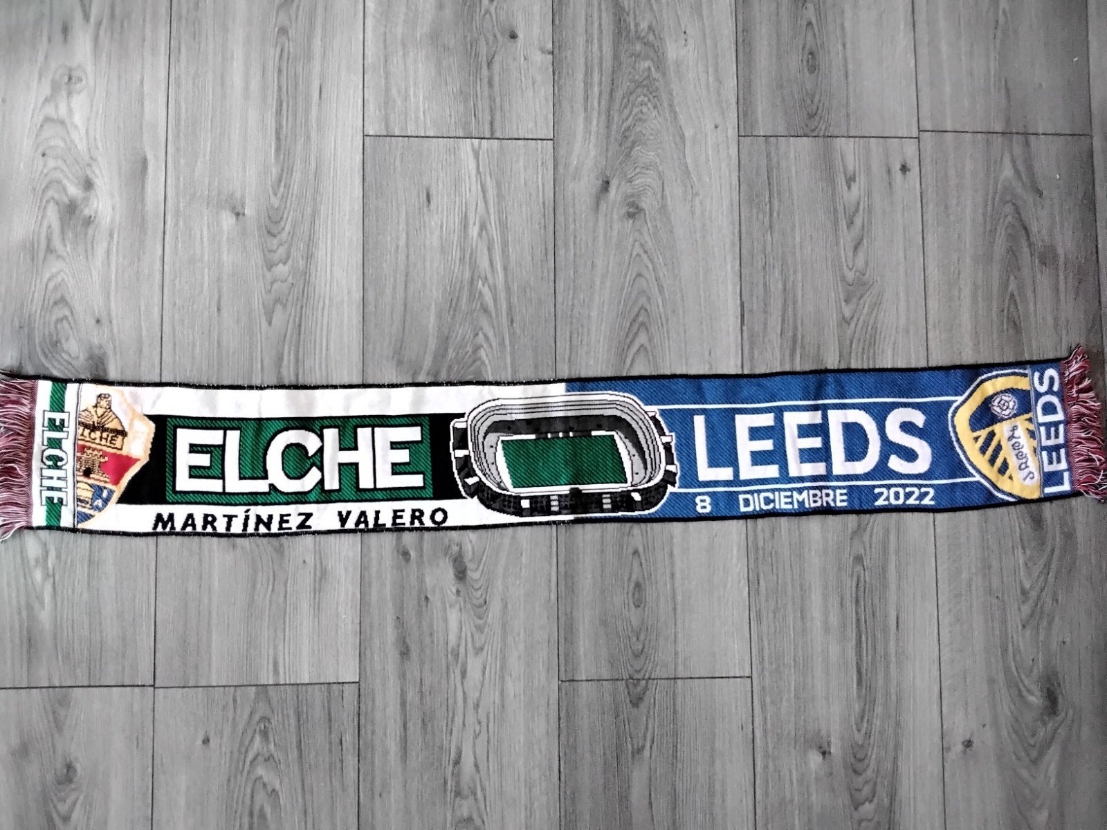 wedstrijdsjaal elche - leeds united, Ophalen of Verzenden, Buitenlandse clubs, Shirt