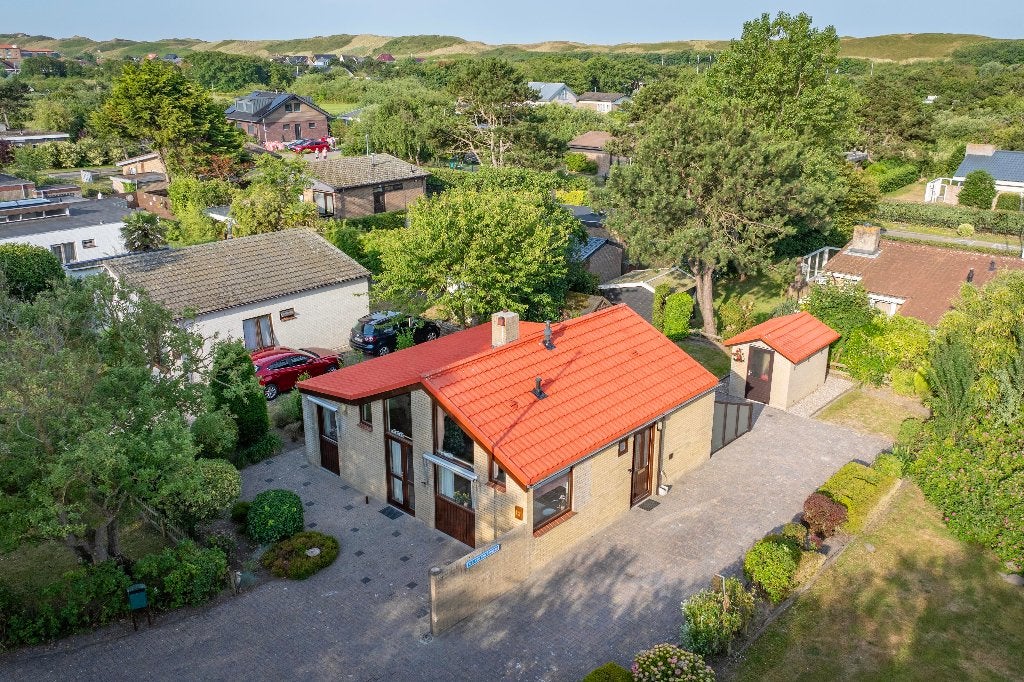 Exclusief huis luxe, privacy uitstekend verhuurpotentieel, Huizen en Kamers, Bungalow, Noord-Holland