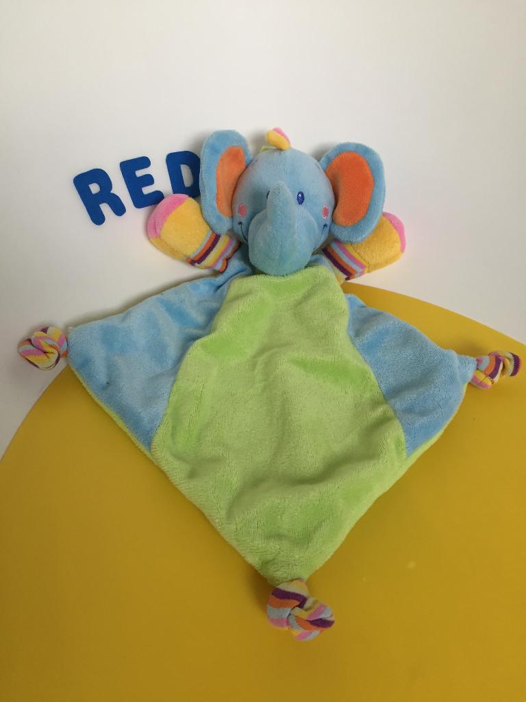 734 nicotoy doekje olifant, Kinderen en Baby's, Speelgoed | Knuffels en Pluche, Ophalen of Verzenden, Olifant