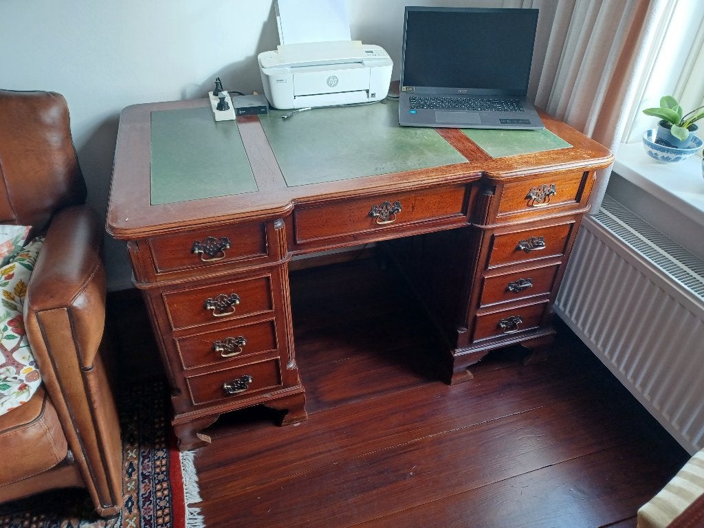 te koop engels bureau, Ophalen