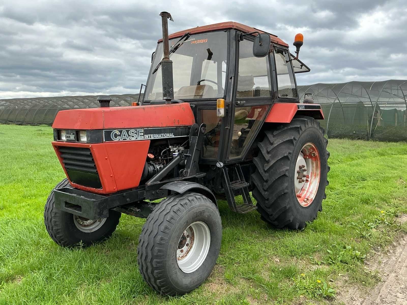 International Case 1394 Tweewielaangedreven landbouwtractor, Gebruikt, Overige merken