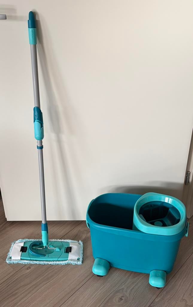 Leifheit Clean Twist M vloerwisser ergo met wieltjes., Ophalen, Mop of Dweil